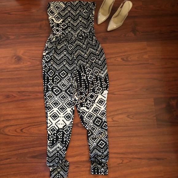 🔥 Strapless Jumpsuit - Picture 7 of 9